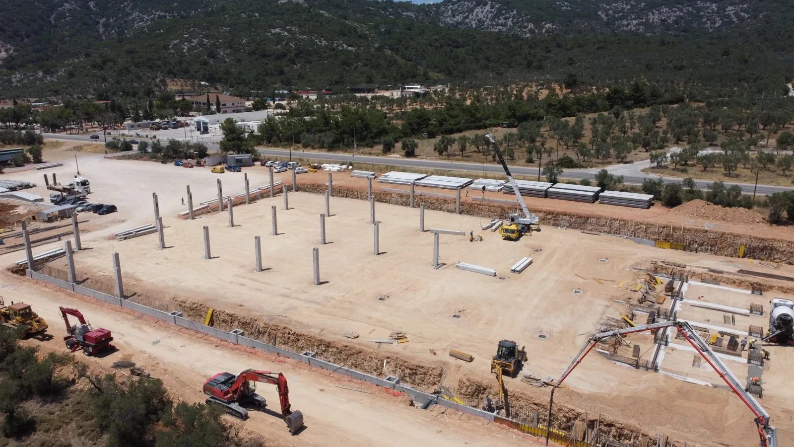 Κατάστημα Υπεραγοράς JUMBO — Λέσβος — Ανέγερση προκατασκευασμένων υποστυλωμάτων